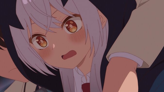 なぜか店内にはウェイター姿の有栖がいて…アニメ『真夜中ハートチューン』第3話あらすじ・先行カット公開 3枚目