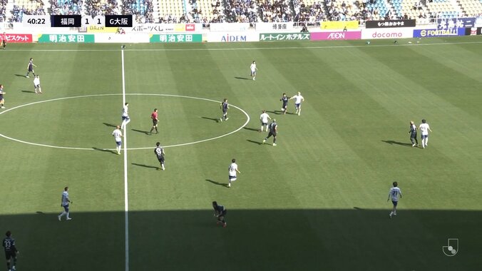 ほぼ奇跡！G大阪DF、ゴールラインギリギリの執念の神クリアが話題「半田の1mm」「ベストセーブいけるで」 3枚目