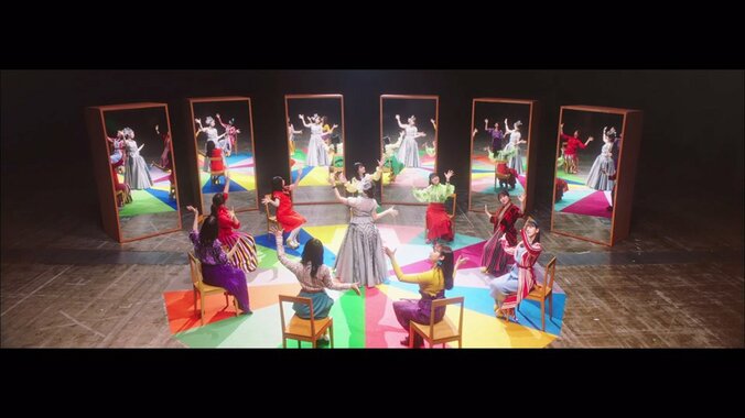 乃木坂46の新シングル『しあわせの保護色』 MVが公開 2枚目
