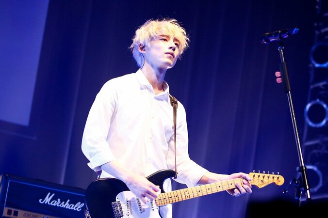 miwa、坂口健太郎が涙『君100』バンド　“最初で最後”の生ライブ披露 1枚目