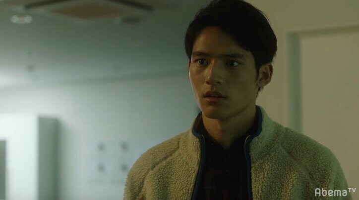 岡田健史の壁ドンにファン大興奮　相手役の猪野広樹を羨む視聴者続出