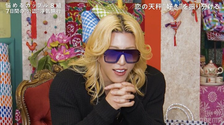 浮気の旅に来たのに…24歳沖縄そば店長、誰からも好かれず大ショック、呆然とする姿にROLANDも同情「これは泣くよ」『隣恋4』#4