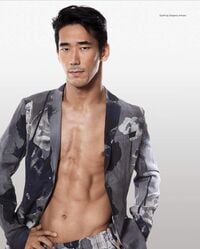 小林直己の引き締まった肉体にファン歓喜「刺激強すぎ」「反則です」