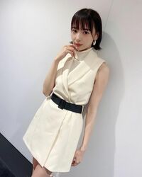 Mリーグ初解説の岡田紗佳、抜群のスタイル際立つフォーマル衣装に「綺麗すぎる」と感嘆の声