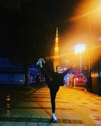 平祐奈「21歳を迎えました」“YUNAポーズ”を取りながら誕生日を報告