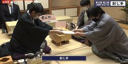 藤井聡太竜王、初防衛決めるか 挑戦者の広瀬章人八段が70手目を封じる 形勢はほぼ互角で指し掛けに／将棋・竜王戦七番勝負第6局