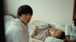 祖父の介護に金をせびる父親、世話が必要な幼い弟 そして家出した兄は半グレに…ヤングケアラーの高校生の厳しすぎる家庭環境が判明『覆面D』第4話