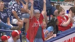 初めて観戦する母親へ若手ネトが感謝の1発！ ホームランボールも母の手に渡りファン感涙「こんな親孝行あるか？」「泣くわ」「やさしい世界」