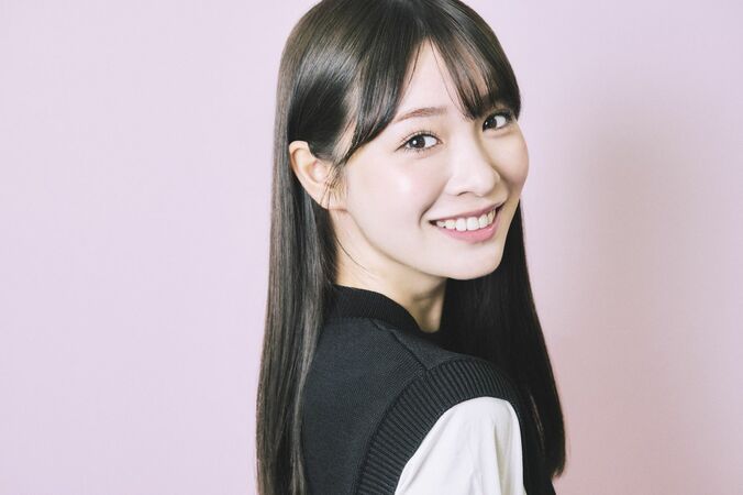 “日本一かわいい大学新入生”で話題の女優でドラマー・くれは（中川紅葉）、異性との距離が近づくキーワードはある芸能人？「見ているものが一緒なのって本当に大きい」【花束とオオカミちゃんには騙されない】 3枚目