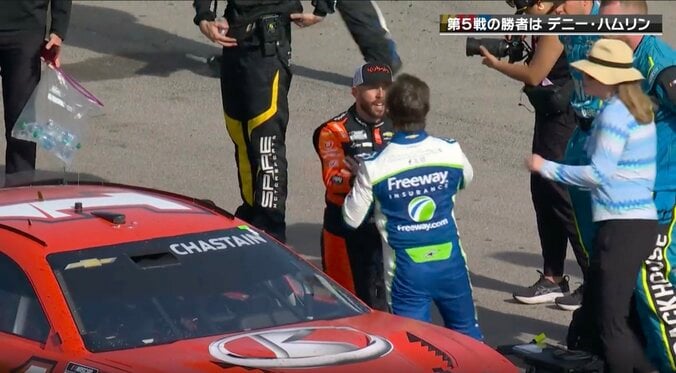 レース後に喧嘩勃発！ 物議醸した“報復行為”を巡り遺恨「手が出た」「相当熱くなっています」サーキットが騒然 4枚目