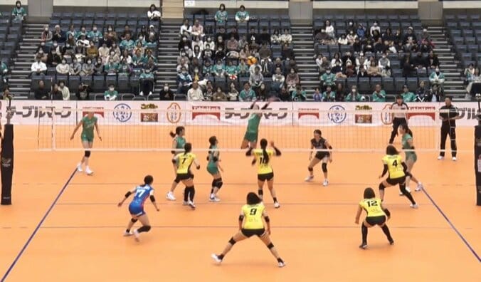 【写真・画像】女子バレーで