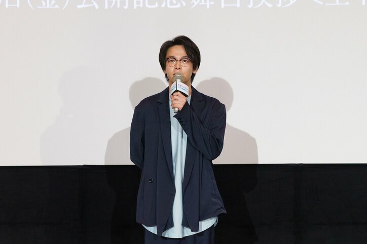 中村倫也、自分がメインの舞台挨拶トークに照れ笑い「主演ってあんまり慣れていない」