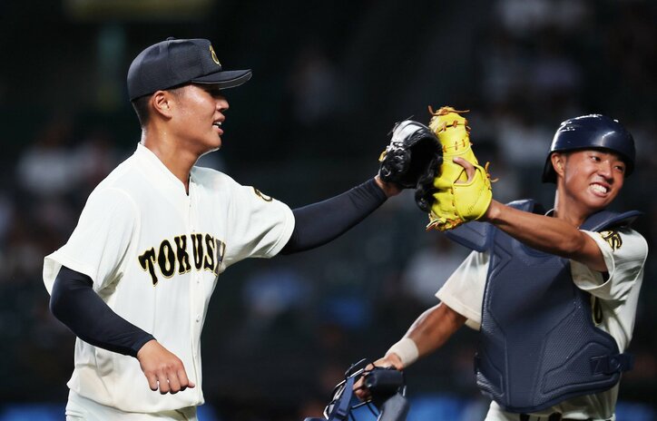 男手ひとつで育ててくれた親父のために… 「ほんま感謝しかない。恩返ししたい」徳島商・真鍋成憧選手、2度の死球にも怯むことなく気迫あふれるプレー