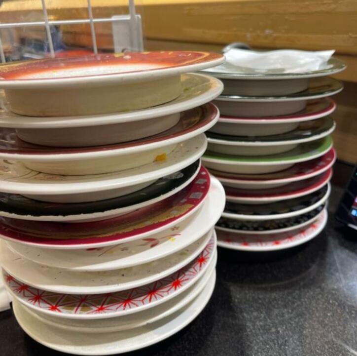  高橋真麻、1人で訪れた回転寿司で食べた量を公開「流石」「清々しい食べっぷり」の声 