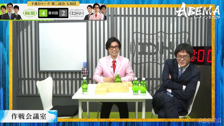 「これが“お茶飲め”か～！」井出隼平五段、将棋界の伝説級名ゼリフで全力応援 ファンも興奮「ナベの名言」／将棋・ABEMAトーナメント2024